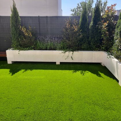 jardinesconcespedartificial.com