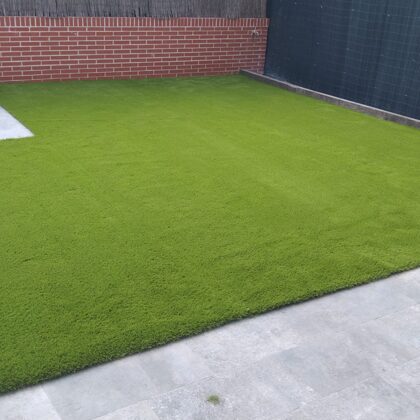 jardinesconcespedartificial.com