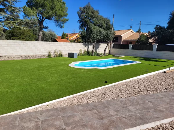 Césped artificial en Eurovillas