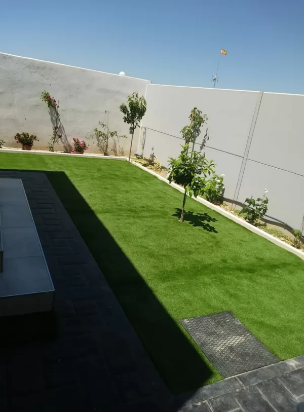 jardinesconespedartificial.com