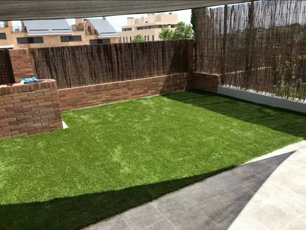 jardinesconespedartificial.com